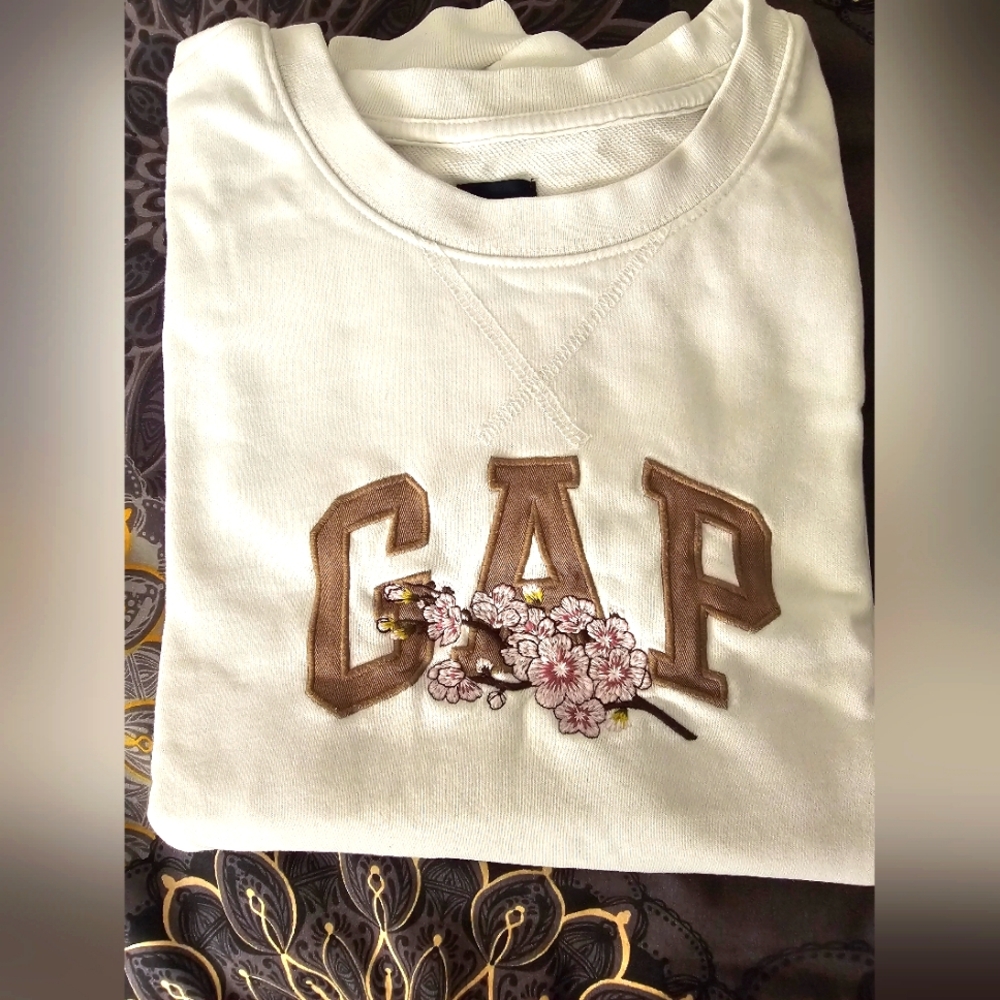 GAP Japan Spring 2024 Cherry Blossom Sweatshirt, Women's Size XL